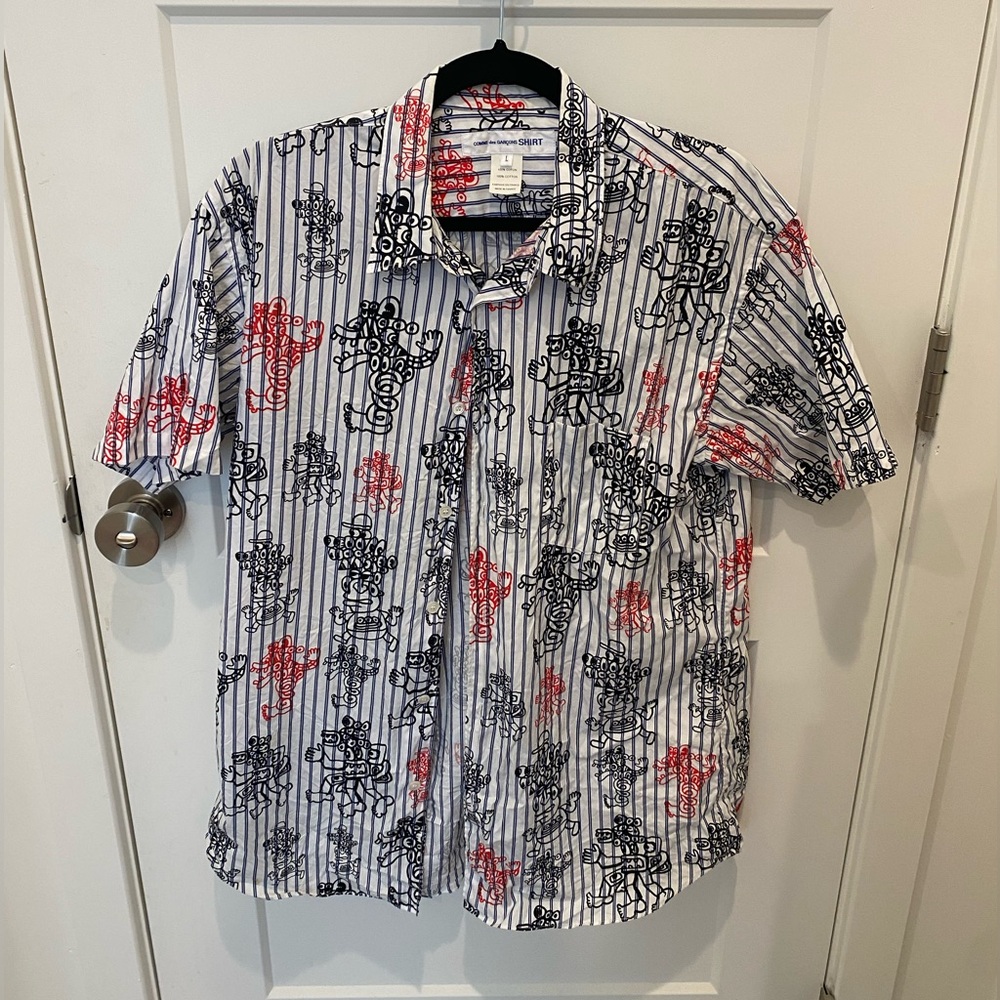 Comme des Garçons, size large, good condition, 💯 cotton.